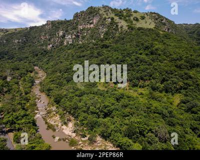 Blick auf die Drohne in der Oribi-Schlucht in der Nähe von Port Shepstone auf Südafrika Stockfoto