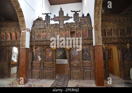 Griechenland, Thessalien, Larisa, das Dorf Elassona Praitori Kirche St. Nikolaus, religiöse Gemälde und hölzerne Skulpturen Stockfoto