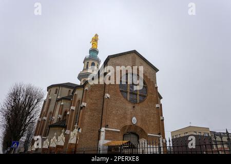 TORTONA, ITALIEN, 28. DEZEMBER 2022 - Blick auf das Heiligtum der Madonna della Guardia in Tortona, Provinz Alessandria, Piemont, Italien Stockfoto