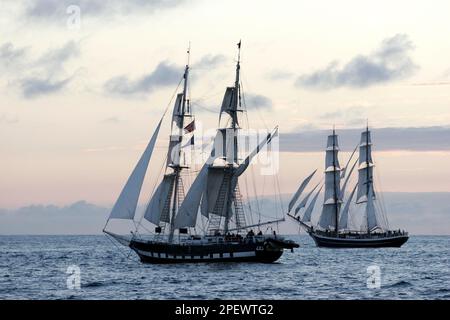 Zwei große Schiffe, Rennbeginn, Bergen 2008 Stockfoto