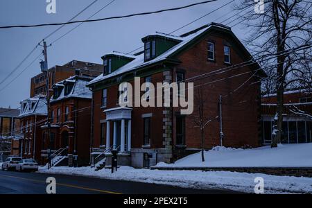 Drei Backsteingebäude entlang der Barrington Street, Hart House, Sarah Moren House Stockfoto