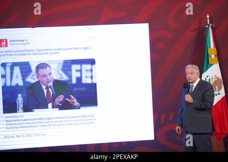 Mexiko-Stadt, Mexiko. 14. März 2023. 14. März 2023, Mexiko-Stadt, Mexiko: Der mexikanische Präsident Andres Manuel Lopez Obrador spricht während seiner täglichen Briefing-Konferenz im Nationalpalast. Am 14. März 2023 in Mexiko-Stadt, Mexiko. (Foto: Julian Lopez/Eyepix Group/Sipa USA) Guthaben: SIPA USA/Alamy Live News Stockfoto