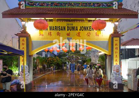 Malaysia, Melaka, Malacca, Jonker Walk, Straßenszene, Stockfoto