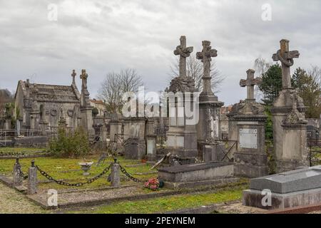 Eindrücke auf dem Friedhof in Verdun, einer Großstadt im Maas-Departement in Grand Est, Nordostfrankreich. Es ist bekannt dafür, dass es ihm seinen Namen gibt Stockfoto