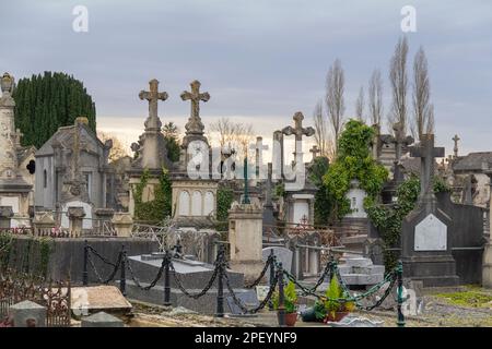 Eindrücke auf dem Friedhof in Verdun, einer Großstadt im Maas-Departement in Grand Est, Nordostfrankreich. Es ist bekannt dafür, dass es ihm seinen Namen gibt Stockfoto