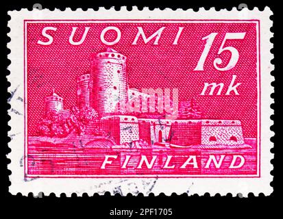 MOSKAU, RUSSLAND - 17. FEBRUAR 2023: Poststempel gedruckt in Finnland zeigt Stronghold Olavinlinna, Serie, ca. 1945 Stockfoto