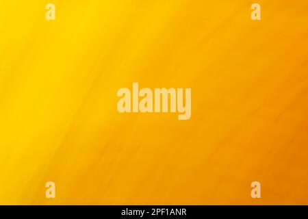 Abstraktes gelbes orangefarbenes Hintergrundbanner mit Farbverlauf, weichen diagonalen Linien und weichem Weichzeichnen. Hintergrund Stockfoto