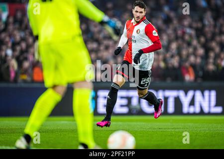 Rotterdam - Santiago Gimenez von Feyenoord während des Spiels Feyenoord gegen Shakhtar Donetsk am 16. März 2023 im Stadion Feijenoord de Kuip in Rotterdam, Niederlande. (Box zu Box Pictures/Tom Bode) Stockfoto