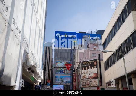 Tokio, Japan. 16. März 2023. Animiere Ikebukuro, den größten Anime-Laden der Welt, an seinem Tag der Wiedereröffnung in Tokio. (Foto: Stanislav Kogiku/SOPA Images/Sipa USA) Guthaben: SIPA USA/Alamy Live News Stockfoto