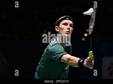 Utilita Arena, Birmingham, Großbritannien. 16. März 2023. 2023 YONEX All England Open Badminton Championships Day 3 Runde 16; Viktor AXELSEN gegen NG Tze Yong, Viktor AXELSEN spielt A shot Credit: Action Plus Sports/Alamy Live News Stockfoto