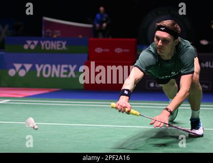 Utilita Arena, Birmingham, Großbritannien. 16. März 2023. 2023 YONEX All England Open Badminton Championships Day 3 Runde 16; Viktor AXELSEN gegen NG Tze Yong, Viktor AXELSEN spielt A shot Credit: Action Plus Sports/Alamy Live News Stockfoto