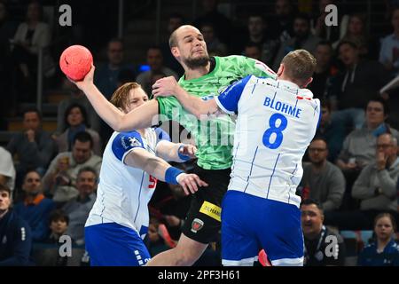 Berlin, Deutschland. 16. März 2023. Berlin, Deutschland März 16. 2023: Paul Drux (95) von Fuechse Berlin schießt im Spiel 1 um das Tor. Bundesliga - Füchse Berlin / VfL Gummersbach - Max-Schmeling-Halle. Berlin, Deutschland. (Ryan Sleiman /SPP) Guthaben: SPP Sport Press Photo. Alamy Live News Stockfoto