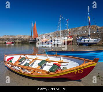 Blick auf das traditionelle Bootsfestival in Portsoy, Moray Firth, Banffshire, Schottland, Großbritannien Stockfoto