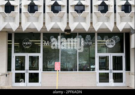 Houston, Texas, USA - 2023. Februar: Eintritt zum Mission Control Center im Houston Space Center Stockfoto