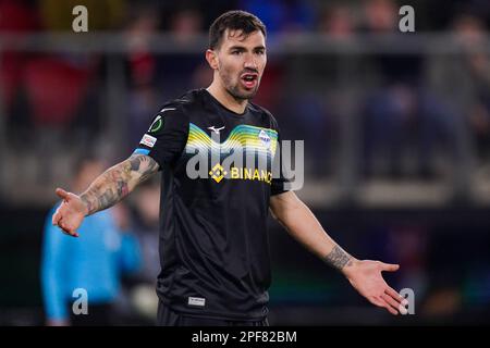 ALKMAAR, NIEDERLANDE - MÄRZ 16: Alessio Romagnoli von SS Lazio reagiert während der Runde der 16. Etappe 2 - UEFA Europa Conference League Match zwischen AZ Alkmaar und SS Lazio im AZ Stadion am 16. März 2023 in Alkmaar, Niederlande (Foto von Joris Verwijst/Orange Pictures) Stockfoto