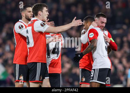 ROTTERDAM, NIEDERLANDE - MÄRZ 16: David Hancko von Feyenoord, Jacob Rasmussen von Feyenoord, Igor Paixao von Feyenoord, Orkun Kokcu von Feyenoord, Danilo von Feyenoord während der UEFA Europa League-Runde 16 - Leg Two Match zwischen Feyenoord und Shakhtar Donetsk im Stadion Kuijenoord, Feidion am 16. März 2023 in Rotterdam, Niederlande (Foto: Ben Gal/Orange Pictures) Stockfoto