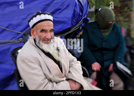 Porträt eines uigurischen Mannes, aufgenommen in der Altstadt von Kashgar, Xinjiang, China. Stockfoto