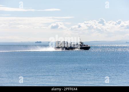 Die Postkutsche testet ein vorgeschlagenes Luftkissenboot, das 2007 von Kirkcaldy nach Edinburgh überquert wurde Stockfoto