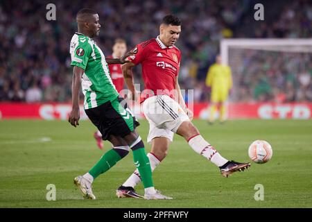 Sevilla, Spanien. 16. März 2023. Casemiro (18) von Manchester United während des Spiels der UEFA Europa League zwischen Real Betis und Manchester United im Estadio Benito Villaarin in Sevilla. (Foto: Gonzales Photo/Alamy Live News Stockfoto