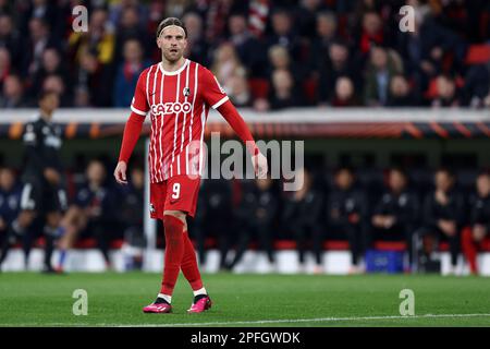 Lucas Holer von SC Freiburg schaut auf die UEFA Europa League-Runde von 16 Zweitschweinen zwischen SC Freiburg und dem FC Juventus im Stade Europa-Park am 16 2023. März in Freiburg. Stockfoto