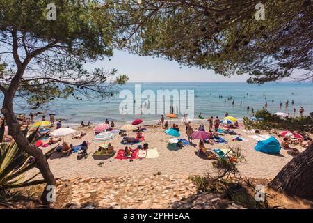 Cap Roig Strand in der Nähe von L'Ampolla, Provinz Tarragona, Costa Daurada, aka Costa Dorada, Katalonien, Spanien. Stockfoto