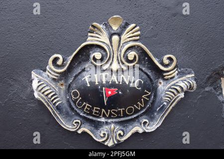 Plakette auf dem ehemaligen White-Star-Büro in Cobh, Irland Stockfoto