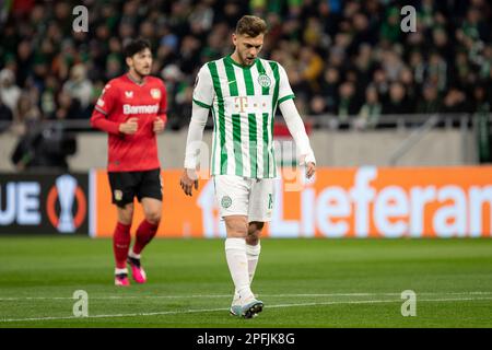 Budapest, Ungarn. 16h, März 2023. Balint Vecsei (19) von Ferencvaros während des Spiels der UEFA Europa League zwischen Ferencvaros und Bayer Leverkusen in der Groupama Arena in Budapest. (Foto: Gonzales Photo - Balazs Popal). Stockfoto