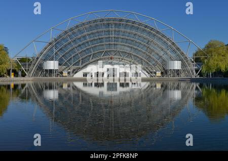 Glashalle, Neue Messe, Leipzig, Sachsen, Deutschland Stockfoto