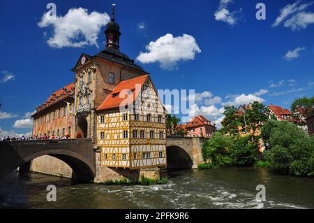 Fachwerkhaus, Regnitz, Rathaus, Bamberg, Bischofsstadt, Oberfrankreich, Deutschland Stockfoto