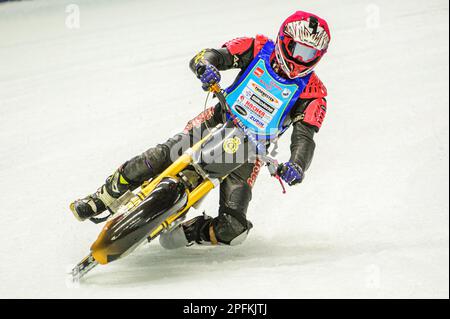 Franz Mayerbuchler SNR in Aktion beim Rennen der Legenden in der Max-Aicher-Arena, Inzell, am Freitag, den 17. März 2023. (Foto: Ian Charles | MI News) Guthaben: MI News & Sport /Alamy Live News Stockfoto