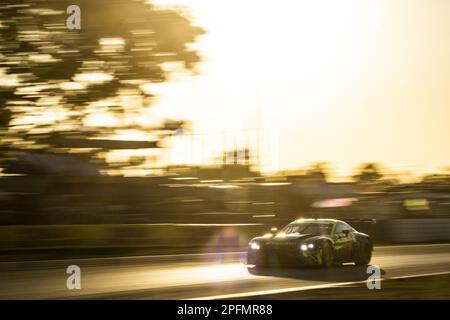 98 DALLA LANA Paul (CAN), THIIM Nicki (ink), Northwest AMR, Aston Martin Vantage AMR, Action während der 1000 km langen Sebring 2023, 1. Runde der FIA World Endurance Championship 2023, vom 15. Bis 17. März 2023 auf dem Sebring International Raceway in Sebring, Florida, USA - Foto: Julien Delfosse/DPPI Stockfoto