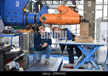 Modane Avrieux, Frankreich. 17. März 2023. Illustration und Ansicht von Ingenieuren im Zentrum ONERA Modane-Avrieux, Frankreich, am 17. März 2023. ONERA, eine weltweit einzigartige Konzentration von Testeinrichtungen und ein wichtiger Akteur in der Luft- und Raumfahrtforschung, das französische Luft- und Raumfahrtlabor. Foto: Tomas Stevens/ABACAPRESS.COM Kredit: Abaca Press/Alamy Live News Stockfoto