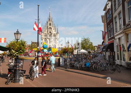 Zentrum der mittelalterlichen Käsestadt Gouda. Stockfoto