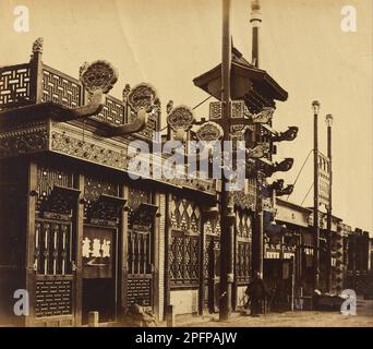 Shops and Street, Chinese City of Pekin, Oktober 1860 von Felice Beato Stockfoto