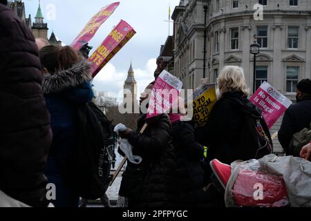 London, Großbritannien. 18. März 2023. Er ist verantwortlich für das gewaltsame Vorgehen gegen die Zivilbevölkerung in Ruanda. Laura Gaggero/Alamy Live News Stockfoto