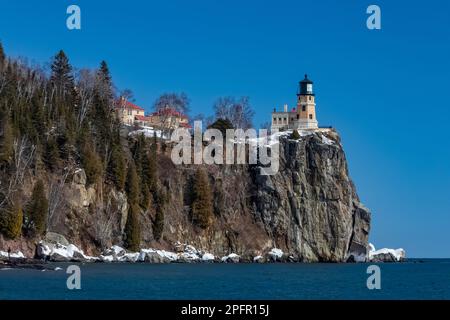 Die dramatische Kulisse des Split Rock Lighthouse am Lake Superior, Minnesota, USA Stockfoto