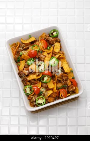 Hausgemachter Frito-Kuchen in einem Auflauf, südliches Essen Stockfoto