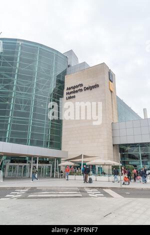 Lissabon, Portugal - 3. Dezember 2022: Flughafen Humberto Delgado, informeller Flughafen Lissabon und formeller Flughafen Portela. Stockfoto