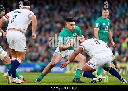 18. März 2023; Aviva Stadium, Dublin, Irland: Six Nations International Rugby, Irland gegen England; Dan Sheehan fährt vorwärts nach Irland Stockfoto