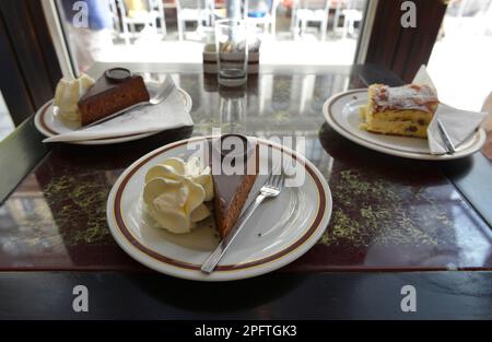 Sachertorte, Café Sacher, philharmonische Orchesterstraße, Wien, Österreich Stockfoto