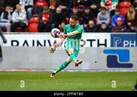 AESSEAL New York Stadium, Rotherham, England - 18. März 2023 Viktor Johansson Torwart von Rotherham United - während des Spiels Rotherham gegen Cardiff City, Sky Bet Championship, 2022/23, AESSEAL New York Stadium, Rotherham, England - 18. März 2023 Guthaben: Arthur Haigh/WhiteRosePhotos/Alamy Live News Stockfoto