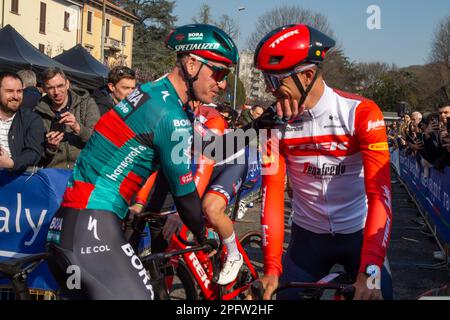 Abbiategrasso, Italien. 18. März 2023. Bikers at the Departure Credit: Independent Photo Agency/Alamy Live News Stockfoto