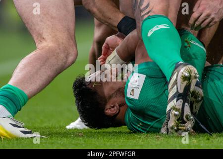 Dublin, Irland. 19. März 2023. Bundee Aki aus Irland während des Spiels Guinness Six Nations Round 5 zwischen Irland und England im Aviva Stadium in Dublin, Irland, am 18. März 2023 (Foto: Andrew SURMA/Credit: SIPA USA/Alamy Live News Stockfoto