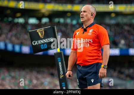 Dublin, Irland. 19. März 2023. Schiedsrichter Jaco Payper während des Spiels Guinness Six Nations Round 5 zwischen Irland und England im Aviva Stadium in Dublin, Irland, am 18. März 2023 (Foto: Andrew SURMA/Credit: SIPA USA/Alamy Live News Stockfoto