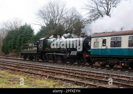 Rund um das Vereinigte Königreich - der fliegende Schotte feiert 2023 sein hundertjähriges Jahr, indem er Ramsbottom mit der East Lancashire Railway, Stockfoto