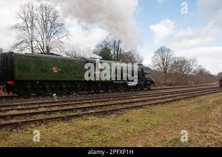 Rund um das Vereinigte Königreich - der fliegende Schotte feiert 2023 sein hundertjähriges Jahr, indem er Ramsbottom mit der East Lancashire Railway, Stockfoto