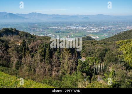 Panoramablick von der Abtei Montecassino, Latium, Italien. Stockfoto