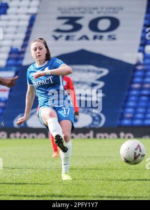 Birmingham, Großbritannien. 19. März 2023. Lucy Quinn (17 Birmingham) spielt den Ball während des FA-Pokalspiels für Damen zwischen Birmingham City und Brighton im St. Andrews Stadium in Birmingham, England (Foto: Natalie Mincher/Sports Press Photo/C - EINSTÜNDIGE FRIST - FTP NUR AKTIVIEREN, WENN BILDER WENIGER ALS EINE STUNDE ALT sind - Alamy) Guthaben: SPP Sport Press Photo (SPP Sport Presse Foto). Alamy Live News Stockfoto