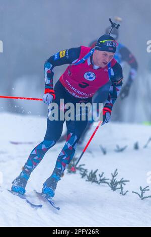 Oslo, Norwegen 19. März 2023 tritt Vetle Sjaastad Christiansen aus Norwegen während der BMW IBU-Weltmeisterschaft Biathlon in Holmenkollen Oslo, Norwegen, am Men 15km-Massenstart-Wettbewerb an. Kredit: Nigel Waldron/Alamy Live News Stockfoto