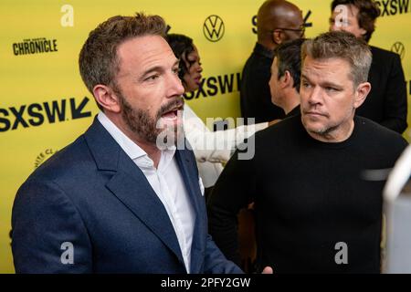 AUSTIN, TEXAS - 18. MÄRZ: Ben Affleck und Matt Damon besuchen die Weltpremiere von „Air“ im Paramount Theatre während der SXSW-Konferenz und des 2023. Festivals am 18. März 2023 in Austin, Texas (Foto von Maggie Boyd/SipaUSA). Guthaben: SIPA USA/Alamy Live News Stockfoto